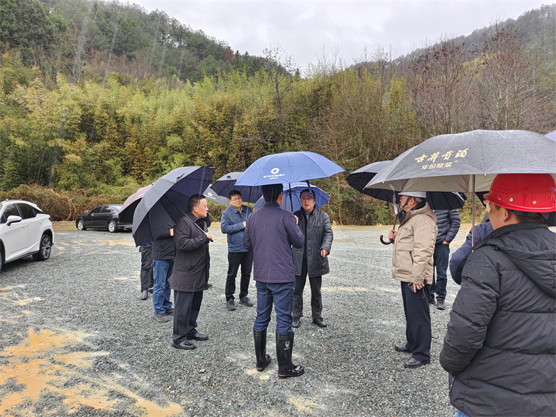 2月21日，汪凱書記一行調研防洪項目開工儀式現場，洪董、張總陪同調研.jpg